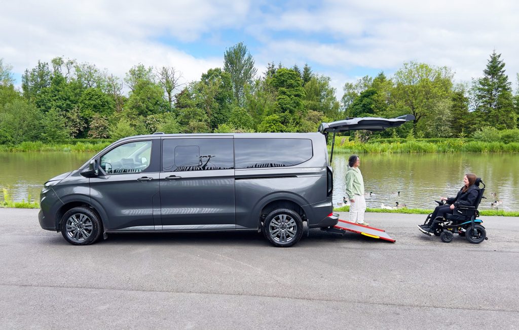 Ford Tourneo Custom Independance